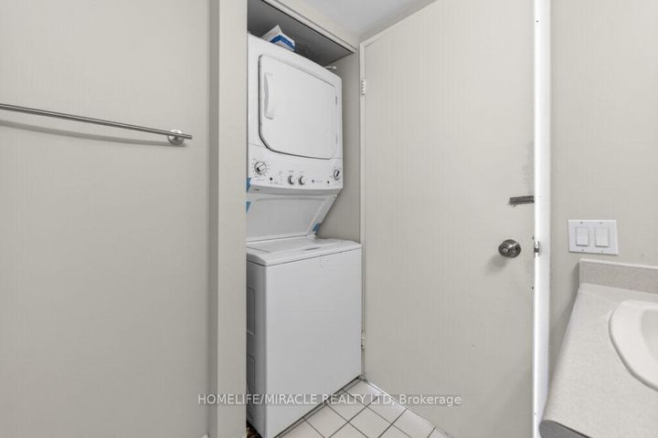 Photo 23 at 1309 - 21 Overlea Boulevard, Thorncliffe Park, Toronto