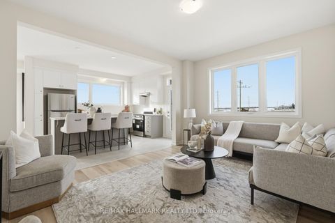 Photo 13 at 96 Vinewood Crescent, Rural Barrie Southeast, Barrie