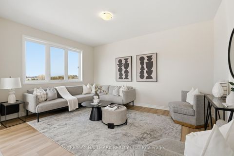 Photo 15 at 96 Vinewood Crescent, Rural Barrie Southeast, Barrie