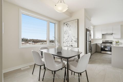 Photo 17 at 96 Vinewood Crescent, Rural Barrie Southeast, Barrie