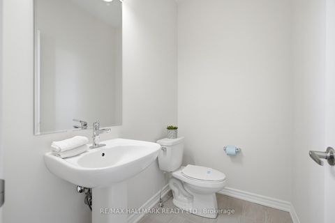 Photo 21 at 96 Vinewood Crescent, Rural Barrie Southeast, Barrie