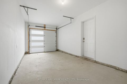 Photo 37 at 96 Vinewood Crescent, Rural Barrie Southeast, Barrie