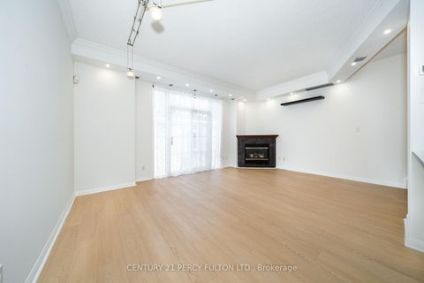 Photo 14 at 335 - 32 Stadium Road, Niagara, Toronto