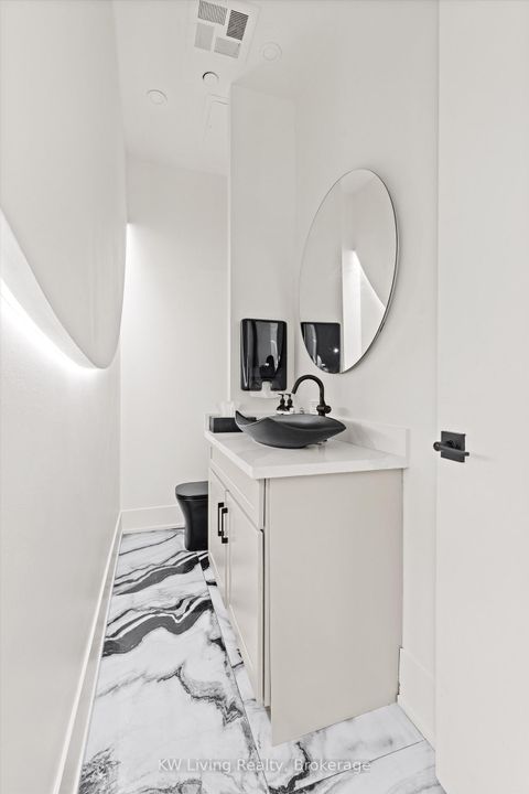 Photo 14 at 1-2 - 38 Avenue Road, Annex, Toronto