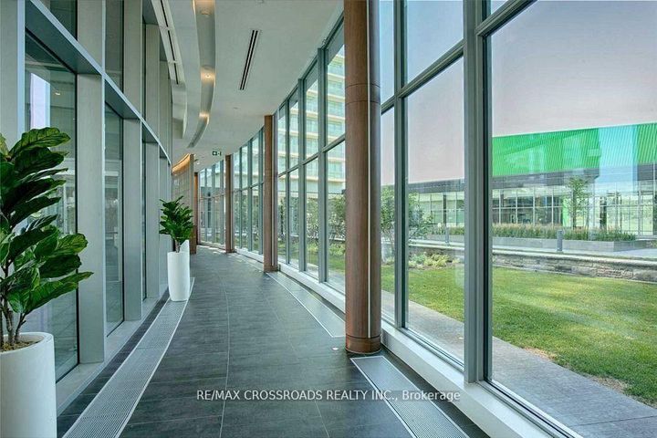 Photo 16 at 1003 - 115 McMahon Drive, Bayview Village, Toronto