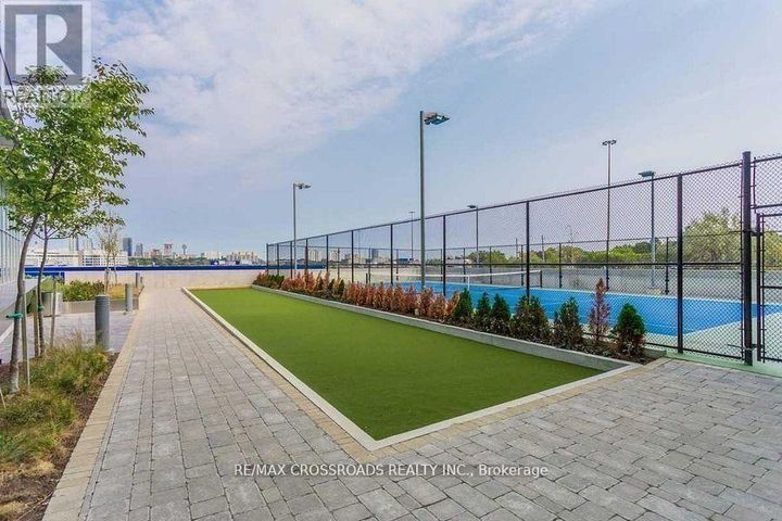 Photo 22 at 1003 - 115 McMahon Drive, Bayview Village, Toronto