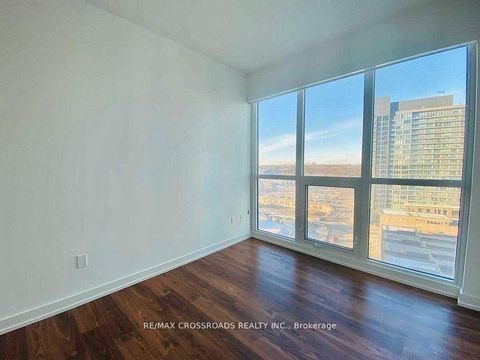 Photo 8 at 1003 - 115 McMahon Drive, Bayview Village, Toronto