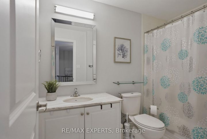 Photo 22 at 10 Augustus Terrace, City Centre West, Toronto