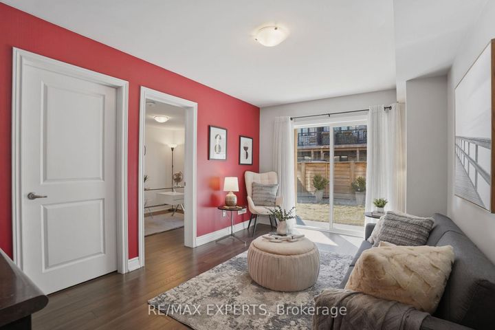 Photo 26 at 10 Augustus Terrace, City Centre West, Toronto