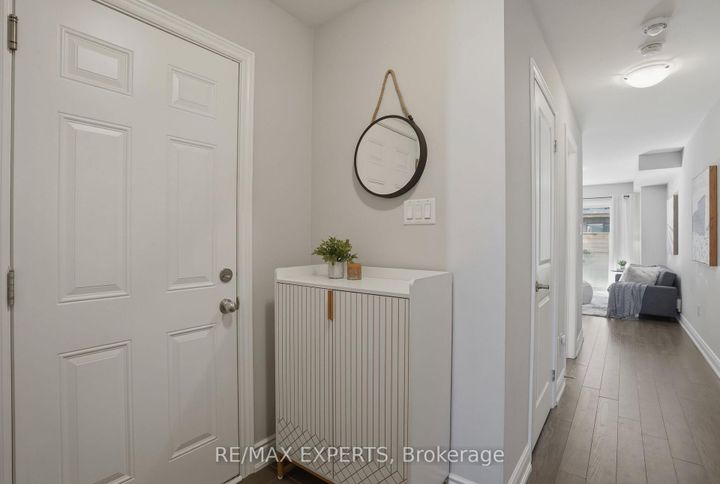 Photo 31 at 10 Augustus Terrace, City Centre West, Toronto