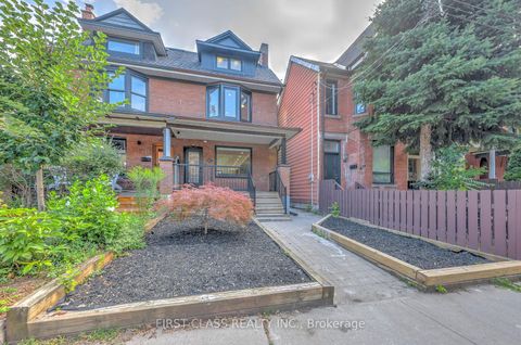 Photo 1 at 431 Roxton Road, Little Italy, Toronto