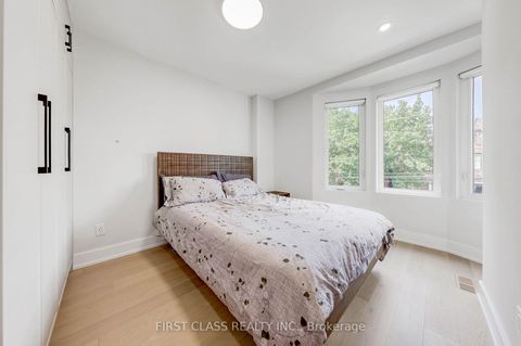 Photo 19 at 431 Roxton Road, Little Italy, Toronto