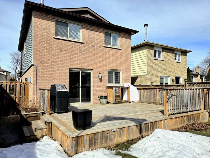 Photo 35 at 6914 Cordingley Crescent, Meadowvale, Mississauga