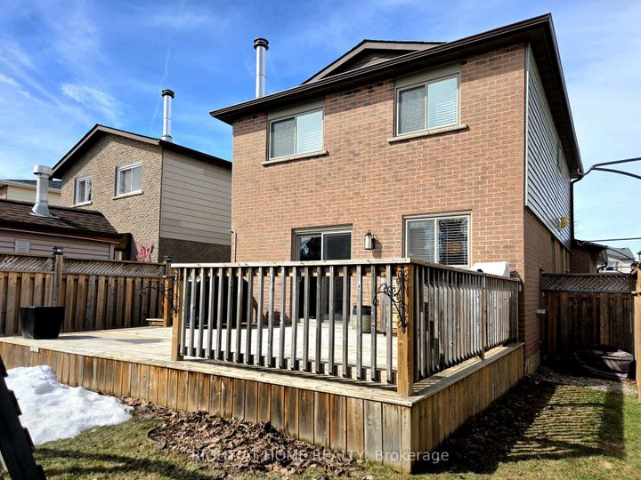 Photo 37 at 6914 Cordingley Crescent, Meadowvale, Mississauga