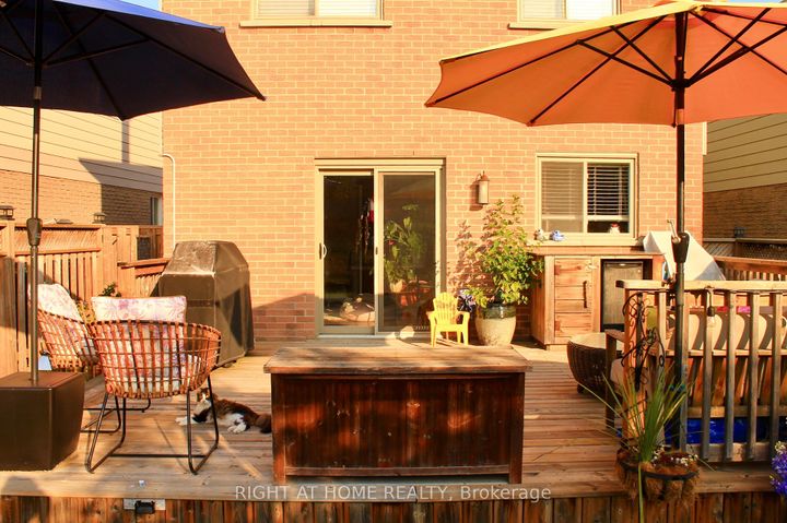 Photo 42 at 6914 Cordingley Crescent, Meadowvale, Mississauga