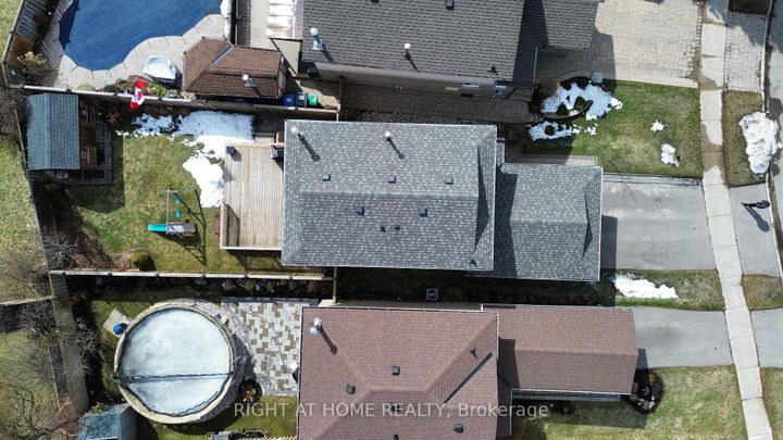 Photo 47 at 6914 Cordingley Crescent, Meadowvale, Mississauga