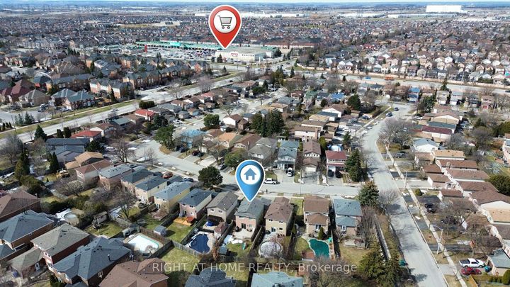 Photo 48 at 6914 Cordingley Crescent, Meadowvale, Mississauga