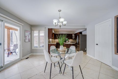 Photo 13 at 246 Corner Ridge Road, Aurora Highlands, Aurora