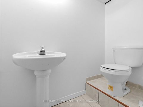 Photo 13 at 10569 Bayview Avenue, Rouge Woods, Richmond Hill