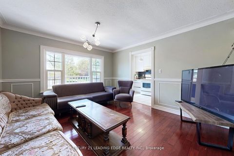 Photo 11 at A - 21 Wexford Boulevard, Maryvale, Toronto