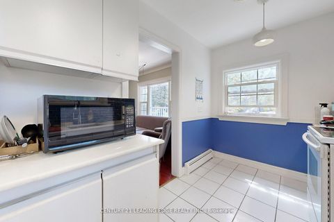 Photo 13 at A - 21 Wexford Boulevard, Maryvale, Toronto