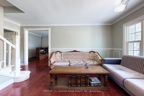 Photo 9 at B - 21 Wexford Boulevard, Maryvale, Toronto