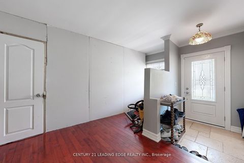 Photo 21 at B - 21 Wexford Boulevard, Maryvale, Toronto