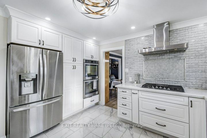 Photo 19 at 2516 Woburn Crescent, WO West, Oakville