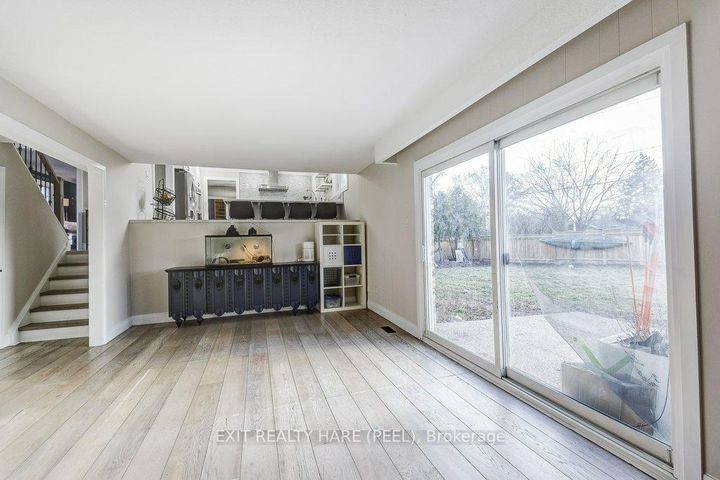 Photo 21 at 2516 Woburn Crescent, WO West, Oakville