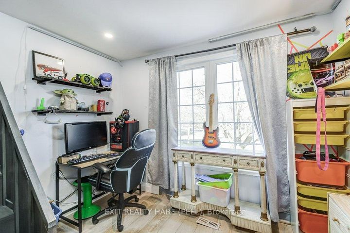 Photo 28 at 2516 Woburn Crescent, WO West, Oakville