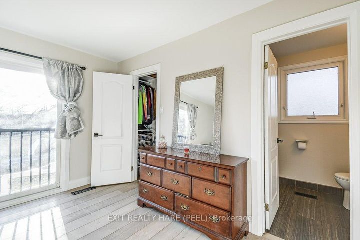 Photo 36 at 2516 Woburn Crescent, WO West, Oakville