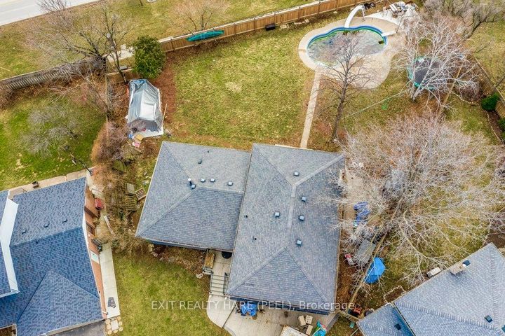 Photo 49 at 2516 Woburn Crescent, WO West, Oakville