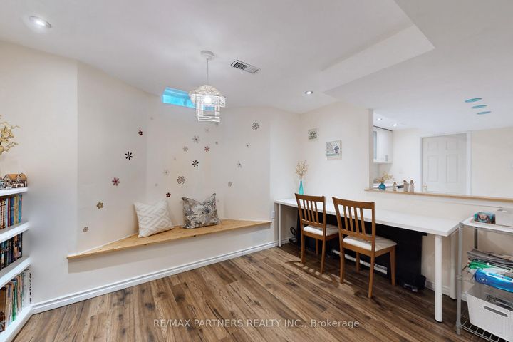 Photo 41 at 79 Carnoustie Crescent, Jefferson, Richmond Hill