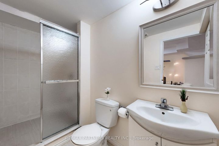 Photo 43 at 79 Carnoustie Crescent, Jefferson, Richmond Hill