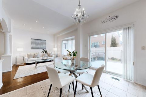 Photo 12 at 79 Carnoustie Crescent, Jefferson, Richmond Hill