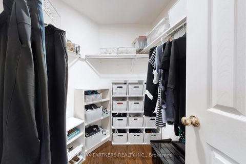 Photo 22 at 79 Carnoustie Crescent, Jefferson, Richmond Hill