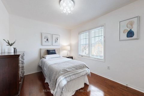 Photo 29 at 79 Carnoustie Crescent, Jefferson, Richmond Hill