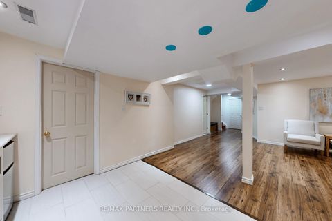 Photo 39 at 79 Carnoustie Crescent, Jefferson, Richmond Hill