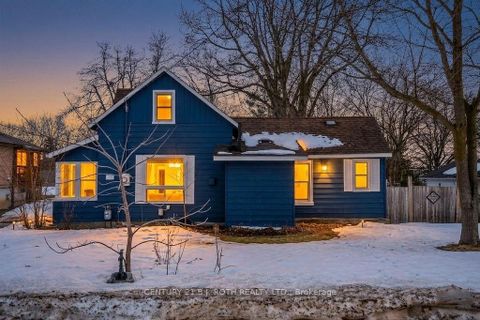 Photo 0 at 39 Grove Street W, City Centre, Barrie