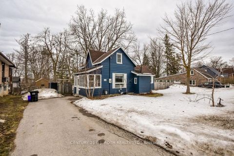 Photo 4 at 39 Grove Street W, City Centre, Barrie