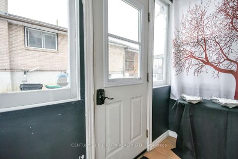 Photo 5 at 39 Grove Street W, City Centre, Barrie