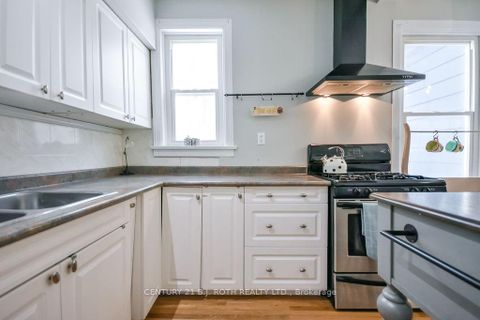 Photo 19 at 39 Grove Street W, City Centre, Barrie