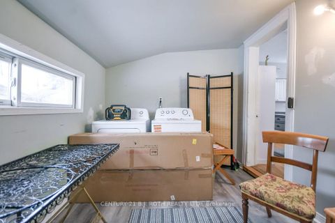 Photo 27 at 39 Grove Street W, City Centre, Barrie