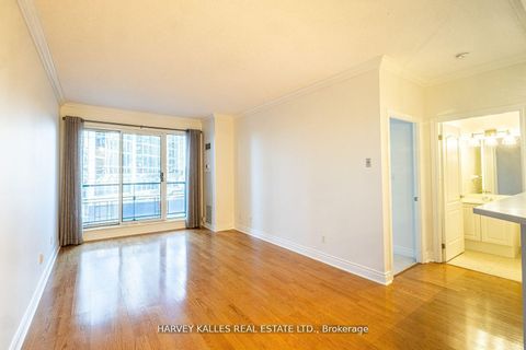 Photo 2 at 412 - 2 Aberfoyle Crescent, City Centre West, Toronto