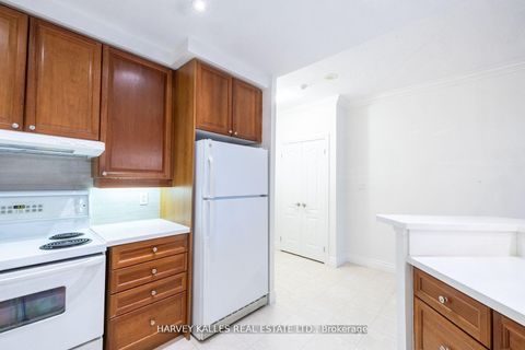 Photo 17 at 412 - 2 Aberfoyle Crescent, City Centre West, Toronto
