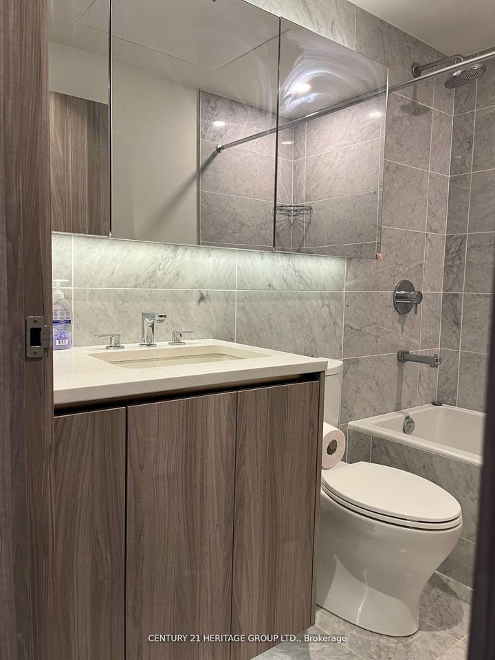 Photo 5 at 1107 - 85 McMahon Drive, Bayview Village, Toronto