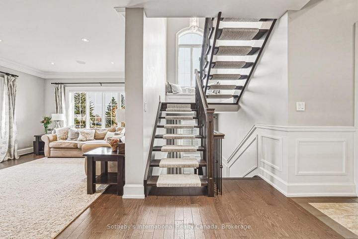 Photo 17 at 476 Patricia Drive, Bayview, Burlington