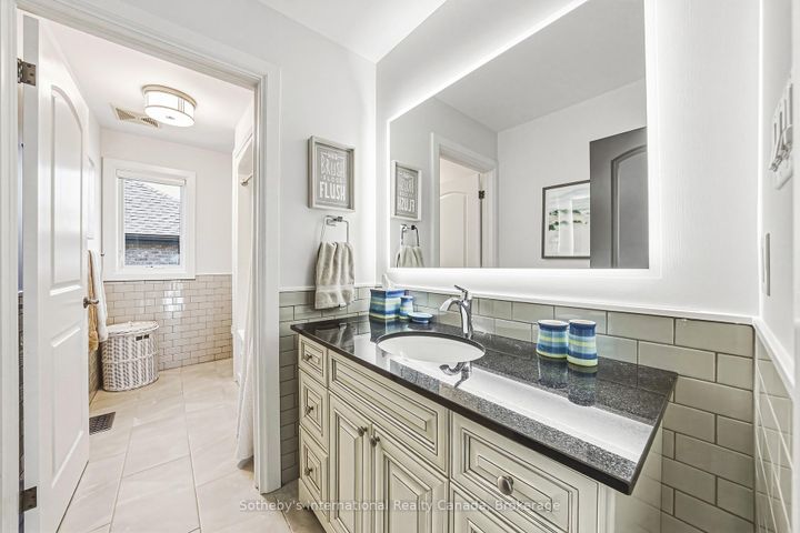 Photo 30 at 476 Patricia Drive, Bayview, Burlington