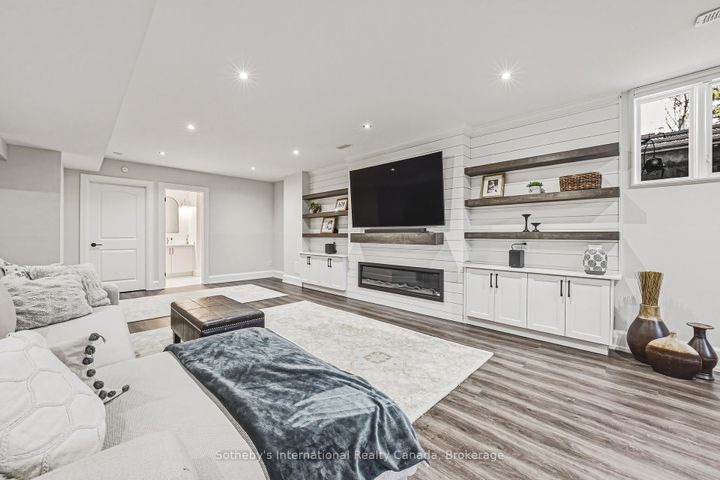 Photo 34 at 476 Patricia Drive, Bayview, Burlington