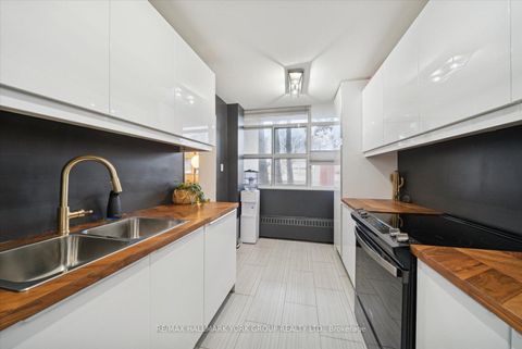 Photo 15 at 103 - 715 Don Mills Road, Flemingdon Park, Toronto